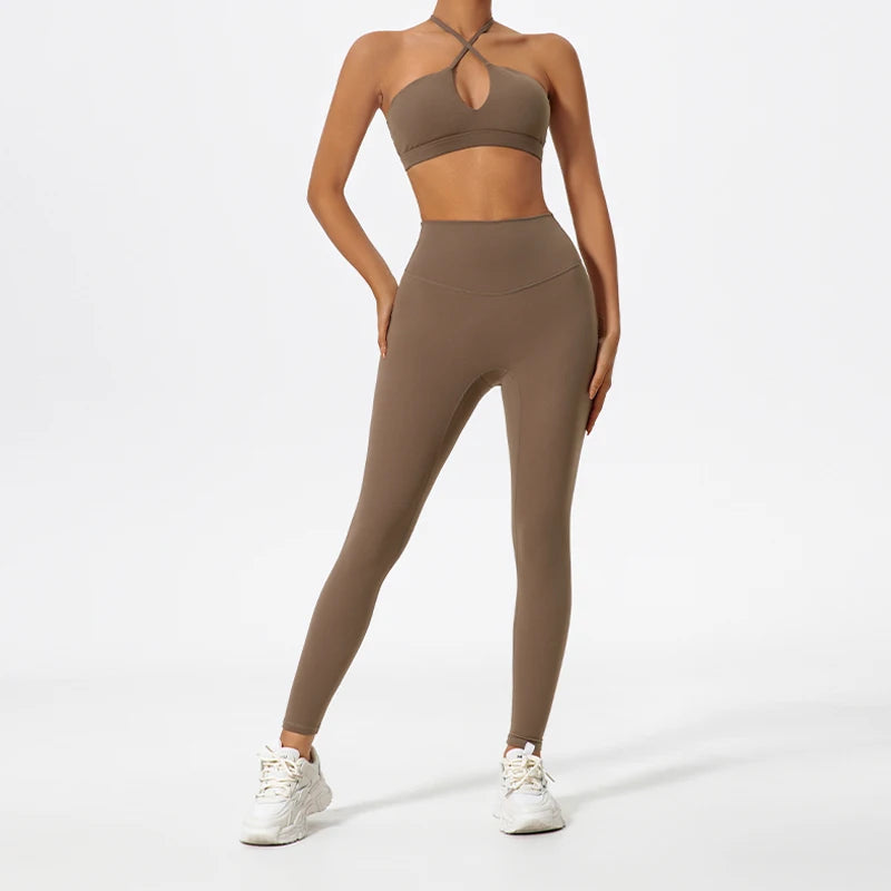 2-Piece Crossover Gym Outfit